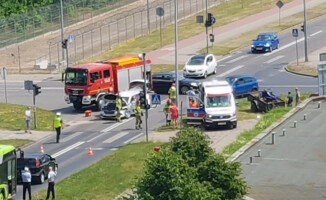 Zderzenie aut na skrzyżowaniu w Pile [ZDJĘCIA]