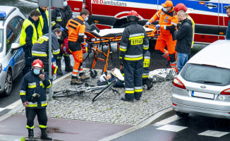 Rowerzysta potrącony na rondzie. To już drugi wypadek w ciągu tygodnia 