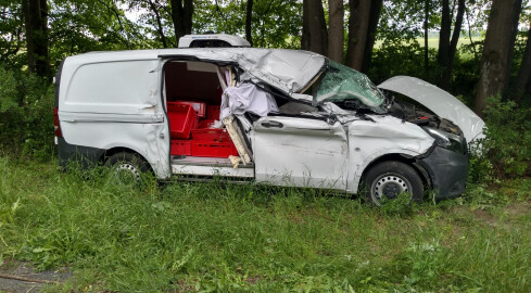 Wypadek na DK 11 pomiędzy Ujściem a Chodzieżą  - grafika
