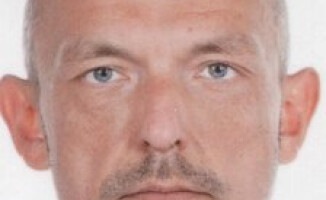 37-letni Tomasz Mazur ukrywa się przed policją. Ma do odsiedzenia wyrok 