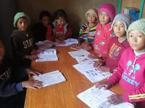 Zbieramy na wyprawkę szkolną dzieci w Himalajach  - grafika