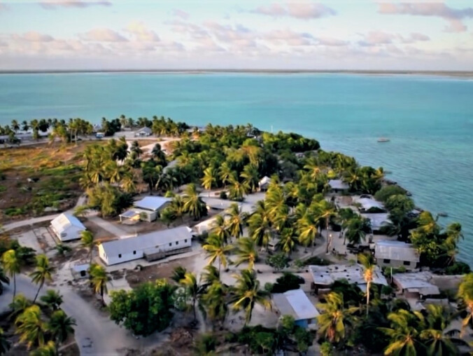 Każdy z nas może uratować tonącą wyspę Kiribati  - grafika