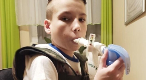 12-letni Kuba musi walczyć o każdy oddech  - grafika