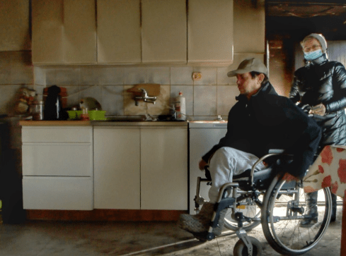 Pięć rodzin poszkodowanych, a dwie bez dachu nad głową...  - grafika