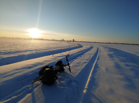 Pokona rowerem 3 tysiące kilometrów dla WOŚP  - grafika