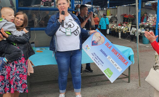 Dzięki zbiórce na targowisku Wiktorek pojedzie na rehabilitację