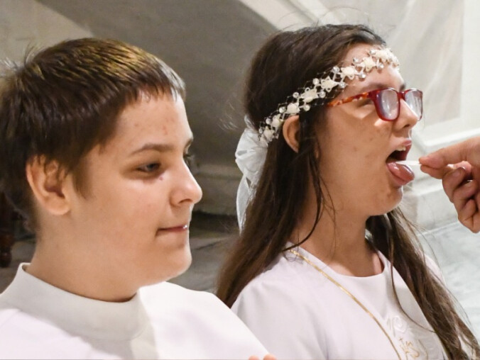 Zbiórka na terapię dla Zuzi i Fabiana  - grafika