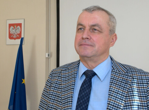 Odwołany dyrektor szpitala pozostaje na stanowisku. Przynajmniej na r - grafika