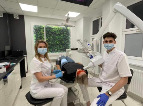 Bezpłatne usługi stomatologiczne dla uczniów w Pile - grafika