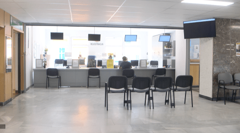 Pół miliona nieodwołanych wizyt lekarskich, a kolejki coraz dłużs - grafika