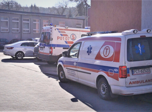 Szpitale w Trzciance i Czarnkowie dostały pomoc finansową  - grafika