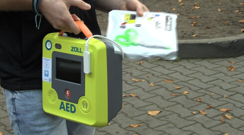 Ogólnodostępny defibrylator pojawi się na chodzieskim rynku - grafika