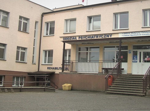 Pijany lekarz na oddziale psychiatrycznym  - grafika