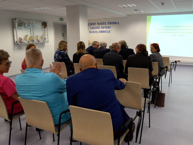 Profilaktyka złamań kości w Wałczu  - grafika