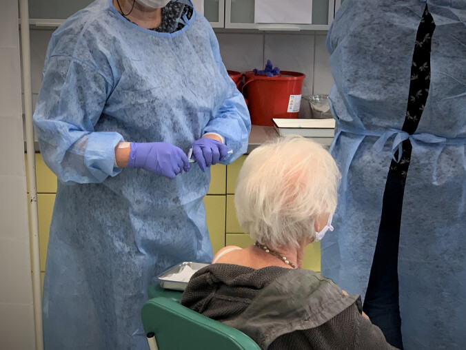 Pacjenci z omicronem zapełniają szpitalne sale  - grafika