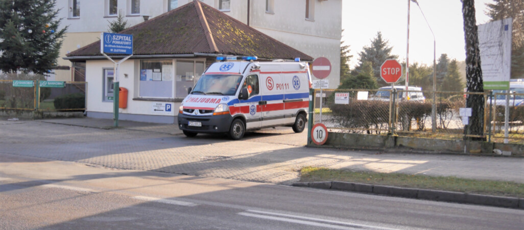 Pokrzywdzona: lekarz nie zauważył złamania nogi. Szpital: opieka była kompleksowa 