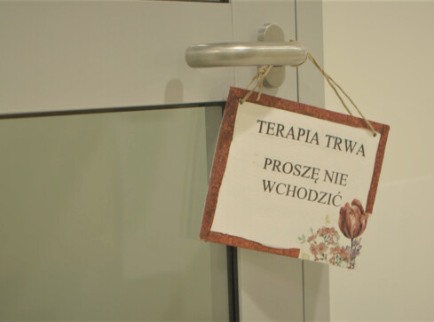 Bezpłatne poradnie psychologiczno-terapeutyczne dla dzieci w regionie - grafika