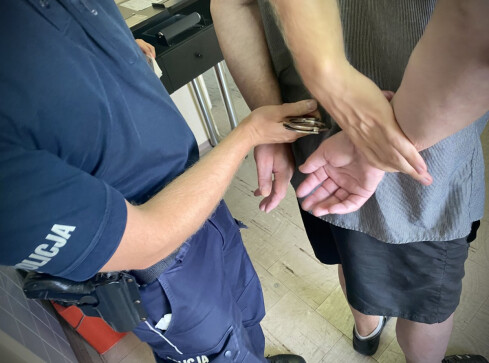 62-latek nie przyznał się do wyrzucenia kota w worku  - grafika