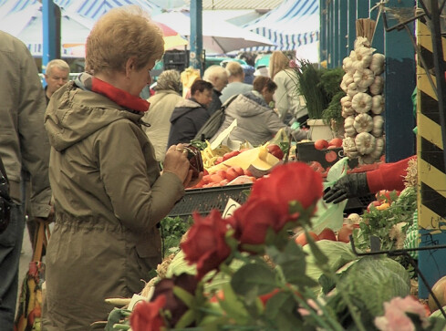 Inflacja znowu w górę. Pilanie oszczędzają coraz bardziej  - grafika