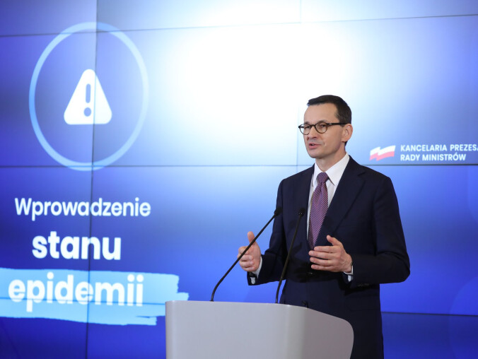 "To decyzja ratująca życie." Rząd wprowadza stan epidemii - grafika