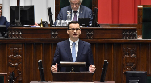 Mateusz Morawiecki: "szczyt zachorowań jeszcze przed nami" - grafika