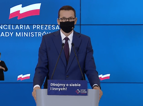 Ile osób wejdzie do kościoła? Premier ugina się po liście arcybis - grafika