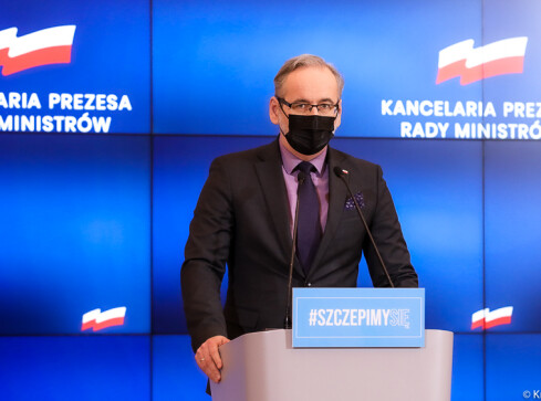 Większość obostrzeń przedłużona. Są jednak wyjątki - grafika