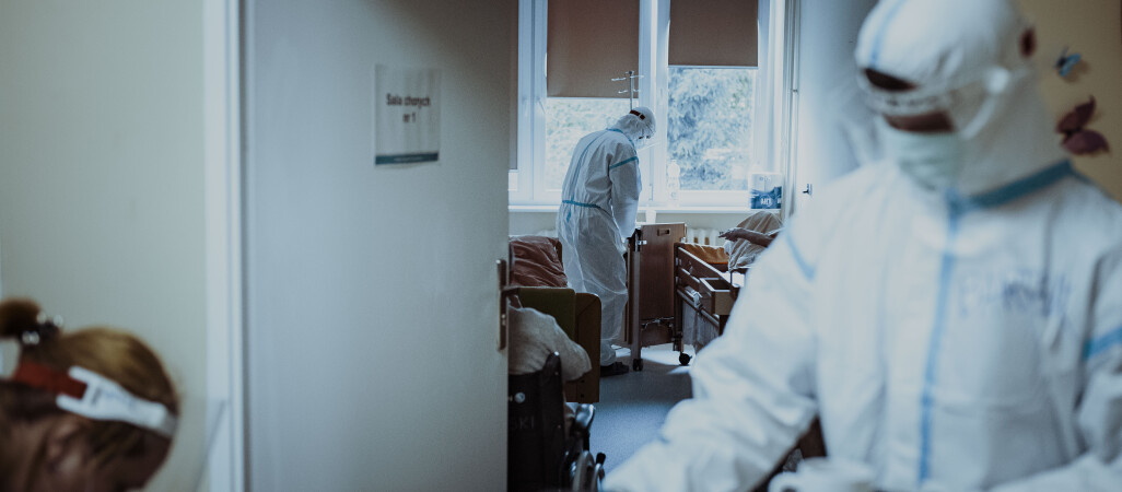 Wciąż dużo zakażeń. Od dziś zmiany dotyczące kwarantanny 