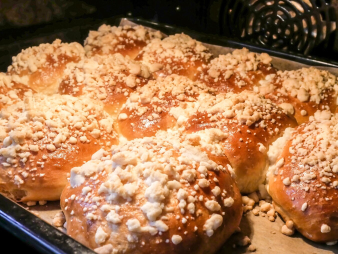 Przepis na tradycyjne, domowe jagodzianki. Zrób je samodzielnie  - grafika