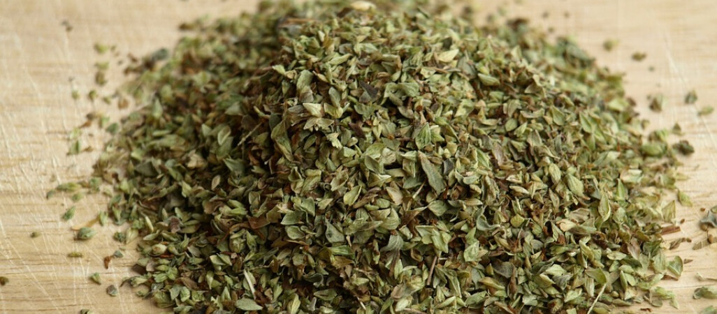 Liście porzeczki w oregano, niebezpieczne glutki i woda zamiast ryby. Raport UOKiK 