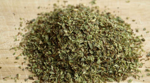 Liście porzeczki w oregano, niebezpieczne glutki i woda zamiast ryby. - grafika