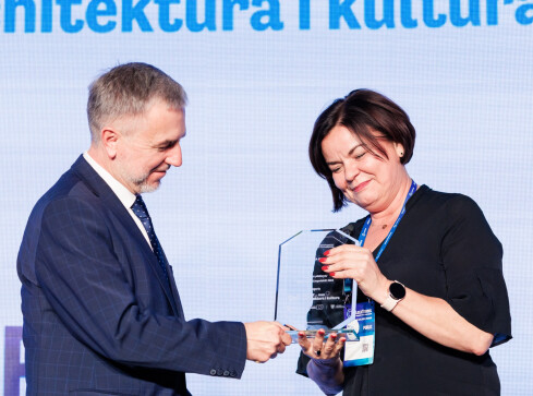 Rewitalizacja terenów nad Gwdą i hospicjum z nagrodą marszałka  - grafika
