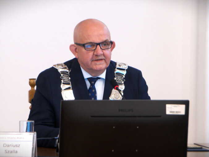 Pierwsza sesja Rady Miasta Wałcza. Nowy przewodniczący  - grafika