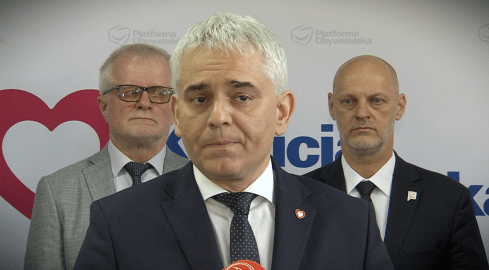 Nowy starosta pilski i przewodnicząca rady - grafika