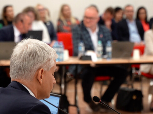 Pierwsza sesja Rady Powiatu Pilskiego. Nowy zarząd  - grafika