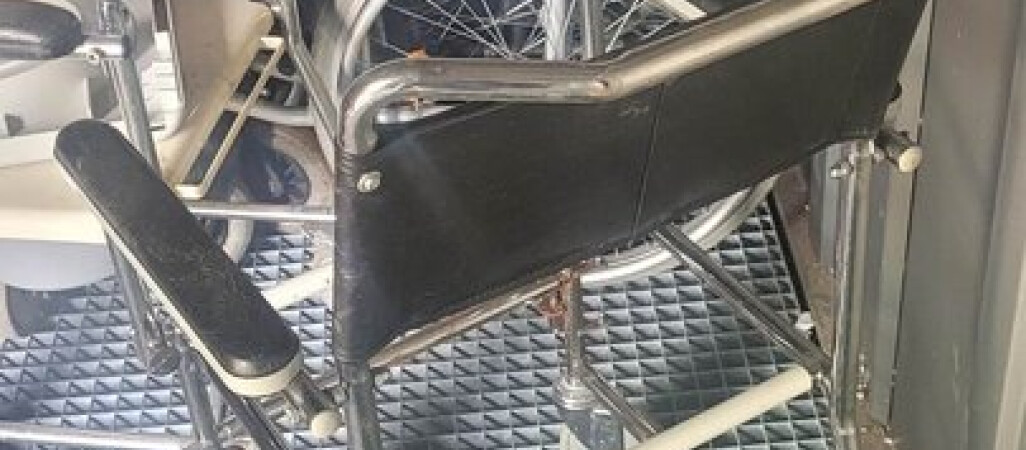 Wózek inwalidzki w PSZOK. Kto potrzebuje może go odebrać