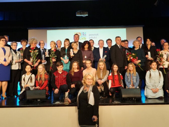 Kulturalne nagrody starosty wręczone  - grafika